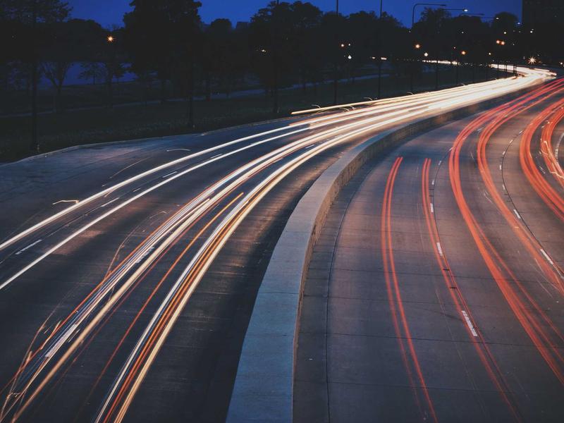 数字游民<br>qye0khhf.cn 巴厘岛办公桌